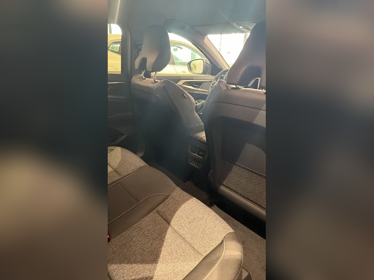 Renault Austral Techno E-tech Full Hybrid 200 foto 8